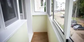 Внутренняя отделка. Остекление “под ключ”.